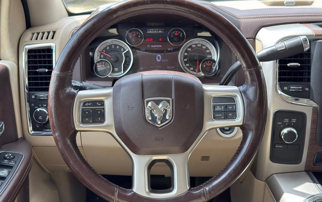 imagem-https://www.socarrao.com.br/sc-vehicle-images-prod/3459044/1787782554376-27235217-fbf5-4cff-ad9c-7c70edbaf584.jpg