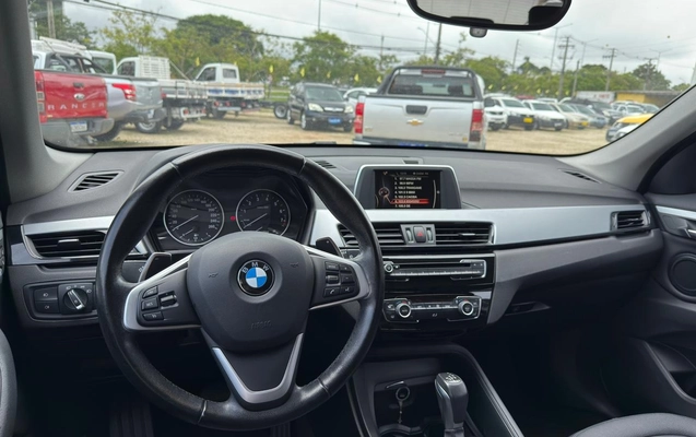 imagem-https://www.socarrao.com.br/sc-vehicle-images-prod/3459047/1787782661452-0a96879c-b5ff-4e5a-b215-70c71230db90.jpg