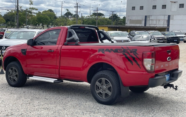 imagem-https://www.socarrao.com.br/sc-vehicle-images-prod/3459049/1787782865429-ffa66b49-5f78-454b-8434-4d44899b0887.jpg
