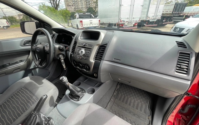 imagem-https://www.socarrao.com.br/sc-vehicle-images-prod/3459049/1787782865433-d4c3d62b-c2ac-4f72-afe0-88d61abfc269.jpg