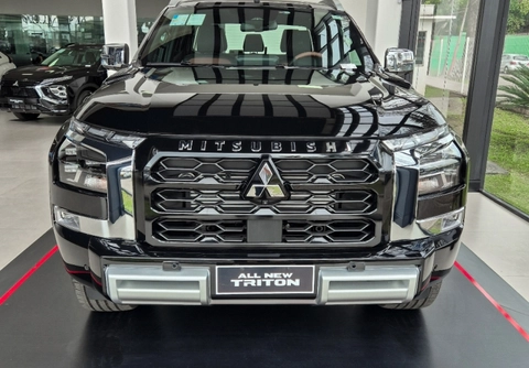 Mitsubishi Triton 2027 Preto — foto 1 de 3