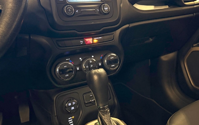 imagem-https://www.socarrao.com.br/sc-vehicle-images-prod/3459427/1788274704689-067b6acb-f7ff-45f5-9314-17431bfb4588.jpg