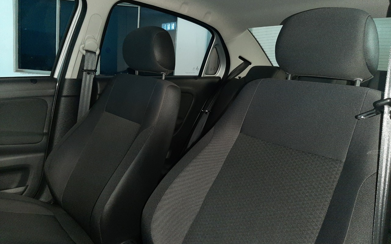 imagem-https://www.socarrao.com.br/sc-vehicle-images-prod/3459532/1787788427899-OC5qcGVn.jpeg