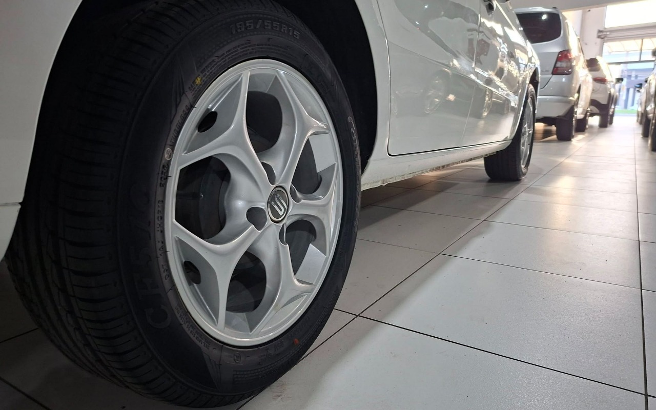 imagem-https://www.socarrao.com.br/sc-vehicle-images-prod/3459532/1787788429445-MjMuanBn.jpg