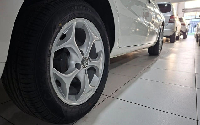 imagem-https://www.socarrao.com.br/sc-vehicle-images-prod/3459532/1787788429445-MjMuanBn.jpg