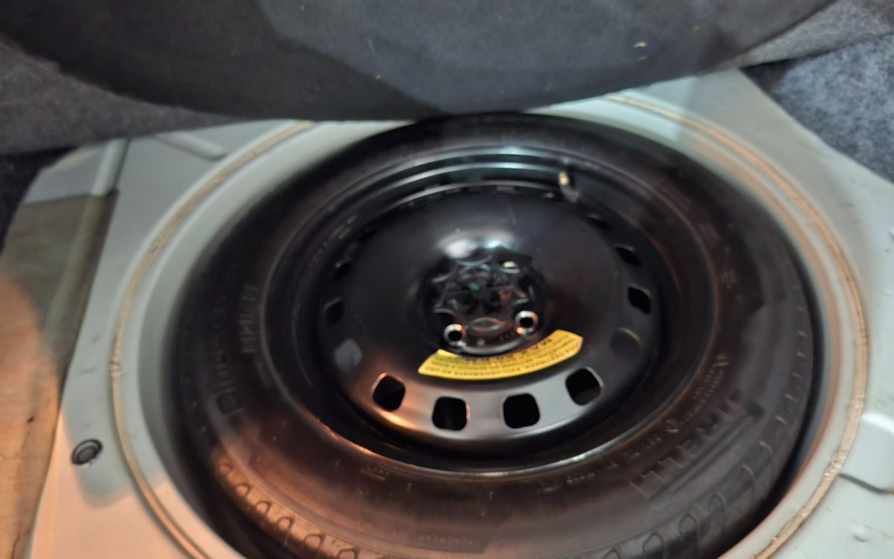 imagem-https://www.socarrao.com.br/sc-vehicle-images-prod/3459532/1787788429622-MjUuanBn.jpg