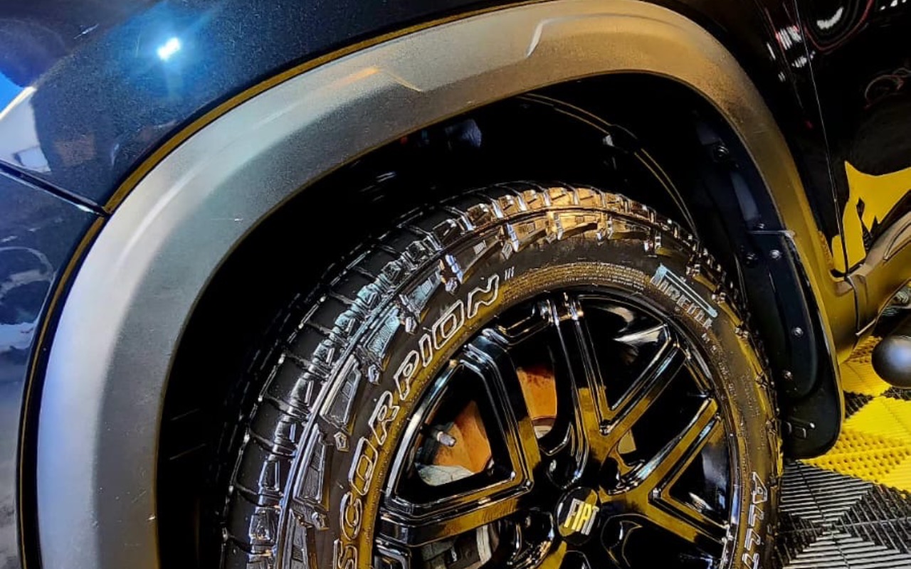 imagem-https://www.socarrao.com.br/sc-vehicle-images-prod/3459835/1787843080430-ZTMyMDgxNzItNDg5ZS00YTRhLTllOGYtMTlkZTJhZDMzZTk0LmpwZWc.jpeg