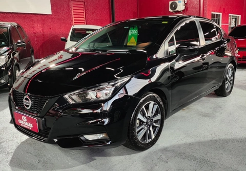Nissan VERSA 2021 Preto — foto 1 de 3