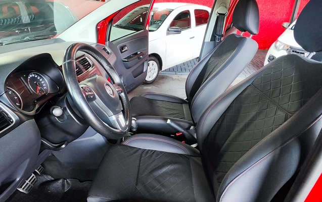 imagem-https://www.socarrao.com.br/sc-vehicle-images-prod/3461/1769987760200-6932732OR_1758383028_37_660.jpg