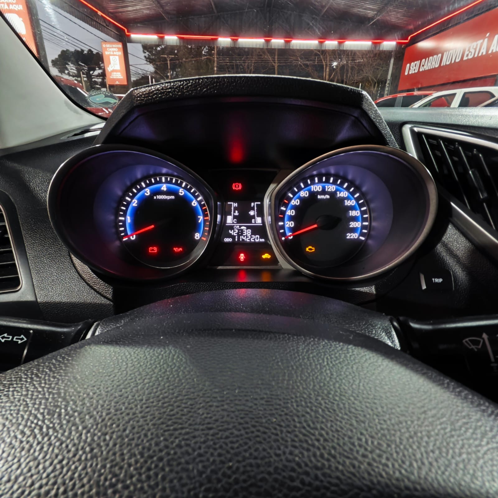 imagem-https://www.socarrao.com.br/sc-vehicle-images-prod/3462/1769987760410-6932736OR_1758383241_12_280.jpg