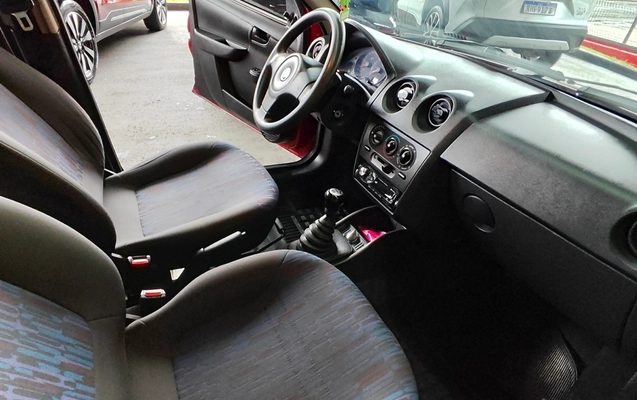 imagem-https://www.socarrao.com.br/sc-vehicle-images-prod/3467/1769987761842-6960963OR_1759460041_68_910.jpg