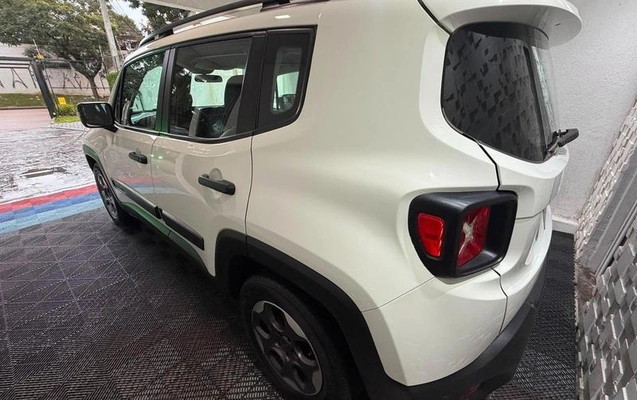 imagem-https://www.socarrao.com.br/sc-vehicle-images-prod/3468296/1789563243437-8397679_0_B_0d92fc104e.jpeg