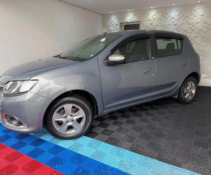 Renault Sandero vibe Flex 1.0 12V 5p 2018 Cinza — foto 1 de 3