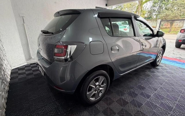 imagem-https://www.socarrao.com.br/sc-vehicle-images-prod/3468324/1789563232992-8413404_13_B_f5ad186005.jpeg
