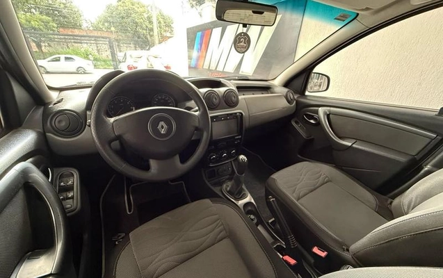 imagem-https://www.socarrao.com.br/sc-vehicle-images-prod/3468330/1788885981513-8421227_4_B_150a519e13.jpeg