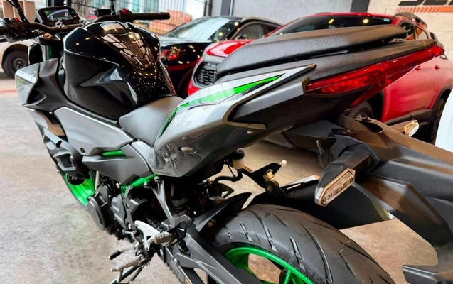 imagem-https://www.socarrao.com.br/sc-vehicle-images-prod/3468342/1787834448184-8421265_8_B_6153de85fd.jpeg