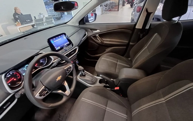 imagem-https://www.socarrao.com.br/sc-vehicle-images-prod/3468345/1787832514707-vehicle_image_1787832402_7f3b4e8b922e910ed115b0fc4cc9950b.jpeg