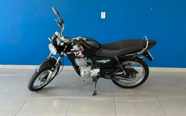 imagem-https://www.socarrao.com.br/sc-vehicle-images-prod/3468370/1787832841064-c382bf75-3910-405c-b376-8e4cdc899146.jpg