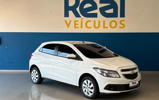 imagem-https://www.socarrao.com.br/sc-vehicle-images-prod/3468393/1787832973324-a76bc647-269d-4406-83d1-de5df26a9b8c.jpg
