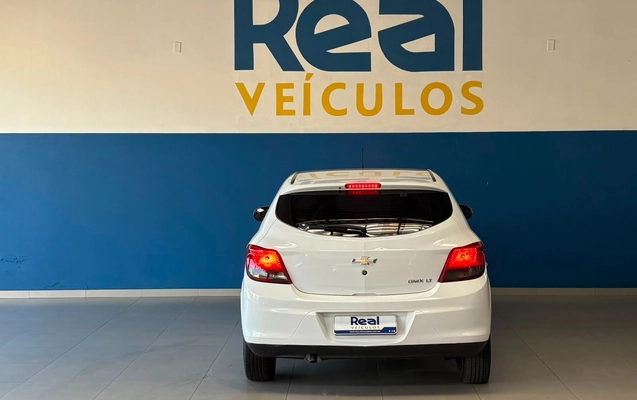 imagem-https://www.socarrao.com.br/sc-vehicle-images-prod/3468393/1787832973330-7fd286bd-f555-4caf-b522-9d7258e1cc44.jpg