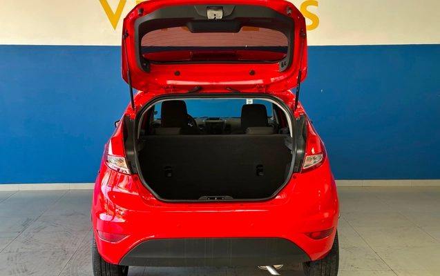 imagem-https://www.socarrao.com.br/sc-vehicle-images-prod/3468412/1787833034020-b0bcc114-c6ca-4d45-8b69-35d5ef93a555.jpg
