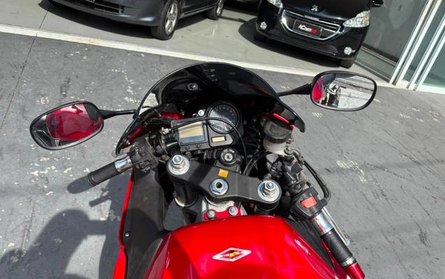 imagem-https://www.socarrao.com.br/sc-vehicle-images-prod/3468436/1787833113078-gb-3dd4fc8.jpg