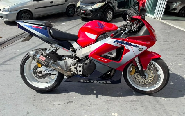 imagem-https://www.socarrao.com.br/sc-vehicle-images-prod/3468436/1787833113080-gb-182f145.jpg