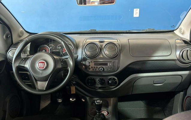 imagem-https://www.socarrao.com.br/sc-vehicle-images-prod/3468569/1787833504759-15e99d3c-dbb3-4c82-979d-e26448768d73.jpg