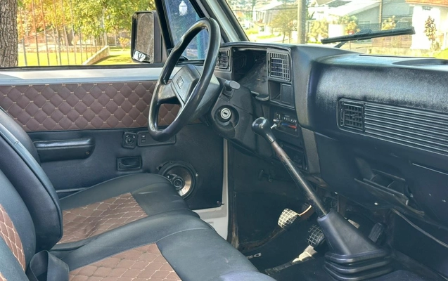 imagem-https://www.socarrao.com.br/sc-vehicle-images-prod/3468611/1787833601144-2cce02d7-340f-45be-beba-c3dc71899d1c.jpg