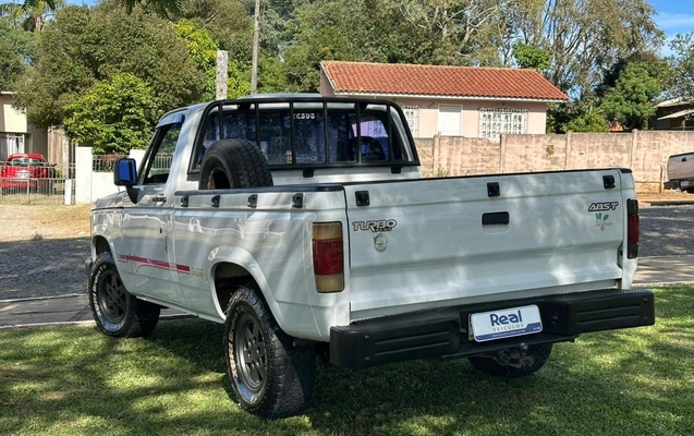 imagem-https://www.socarrao.com.br/sc-vehicle-images-prod/3468611/1787833601145-9a17b59f-8995-47e5-a483-d3c10864cb68.jpg