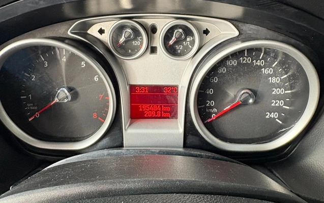imagem-https://www.socarrao.com.br/sc-vehicle-images-prod/3468666/1787833818789-f2bca819-ccf3-4f80-9d6c-9e0030843e1c.jpg