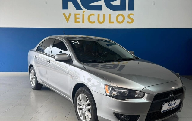 imagem-https://www.socarrao.com.br/sc-vehicle-images-prod/3468854/1787834060459-63957b5e-98b0-4298-abd9-4981fdfcfdc3.jpg