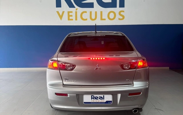 imagem-https://www.socarrao.com.br/sc-vehicle-images-prod/3468854/1787834060464-632739d0-4ff4-48dc-b4b6-9cf73562975b.jpg