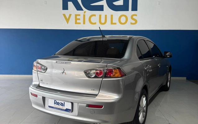 imagem-https://www.socarrao.com.br/sc-vehicle-images-prod/3468854/1787834060465-27370d85-1cea-4be8-b030-5bc7b0ccb484.jpg
