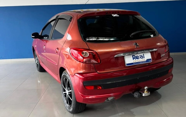 imagem-https://www.socarrao.com.br/sc-vehicle-images-prod/3468900/1787834274437-4057828a-06bc-4eca-88b4-3e12c141b13f.jpg