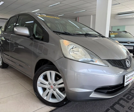 Honda Fit 2009 Cinza — foto 1 de 3
