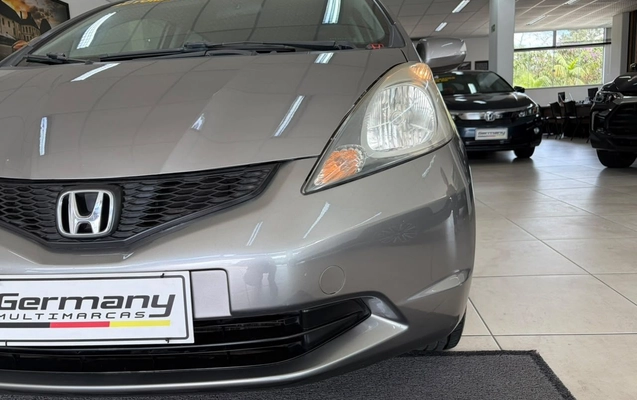 imagem-https://www.socarrao.com.br/sc-vehicle-images-prod/3468901/1789658014307-8bebed3fd4f64dff9e226db245283faf_1789656681495.jpg