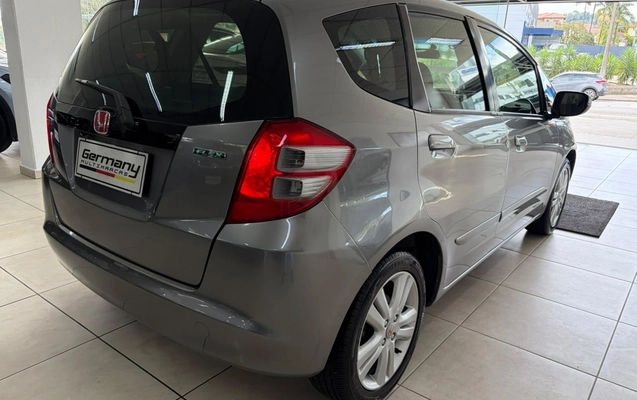 imagem-https://www.socarrao.com.br/sc-vehicle-images-prod/3468901/1789658014310-b931cd1a11af41d2b004016b6ec23f27_1789656681507.jpg