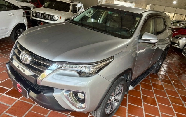 imagem-https://www.socarrao.com.br/sc-vehicle-images-prod/3468914/1788286384600-v2xJsn8lCo2nM2SJltgO6K8lRzHh0Vcc.jpg