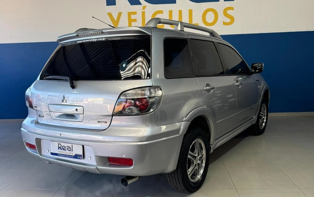 imagem-https://www.socarrao.com.br/sc-vehicle-images-prod/3469212/1787834692658-b2612bdd-08c6-456f-930d-f5fffb258816.jpg