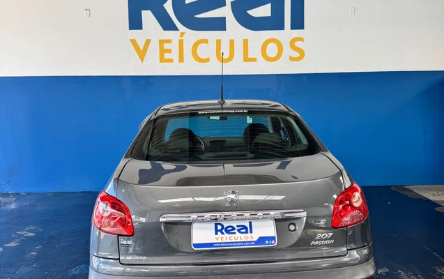 imagem-https://www.socarrao.com.br/sc-vehicle-images-prod/3469258/1787834885903-69bc6675-fc84-4c6e-85df-755b5fc97ce1.jpg