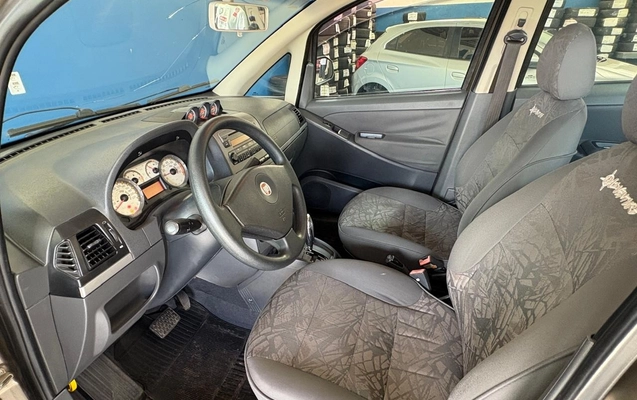 imagem-https://www.socarrao.com.br/sc-vehicle-images-prod/3469278/1787835000340-f024df97-d2bd-4bde-95b7-45049e1fbfec.jpg