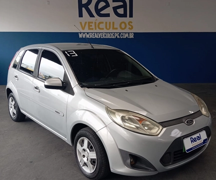 Ford Fiesta 2013 Prata — foto 1 de 3