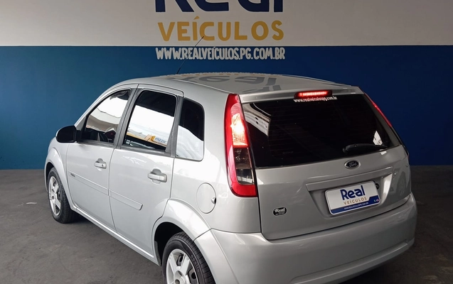 imagem-https://www.socarrao.com.br/sc-vehicle-images-prod/3469282/1787835018098-f7db1890-884b-4677-91cf-5b4b6460399e.jpg