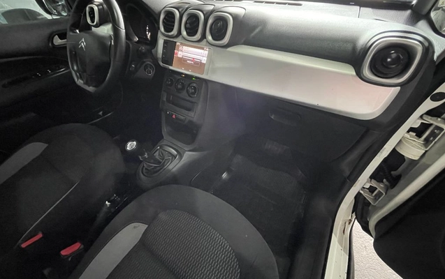 imagem-https://www.socarrao.com.br/sc-vehicle-images-prod/3469595/1787851628047-gb-c26f324.jpeg