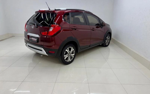 imagem-https://www.socarrao.com.br/sc-vehicle-images-prod/3469644/1788387848015-8421585_9_B_5fe46ff057.jpeg