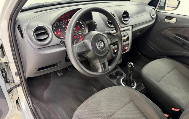 imagem-https://www.socarrao.com.br/sc-vehicle-images-prod/3469704/1789051284866-8421615_15_B_26a315dd0b.jpeg