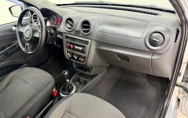 imagem-https://www.socarrao.com.br/sc-vehicle-images-prod/3469704/1789051284875-8421615_19_B_95a7318227.jpeg