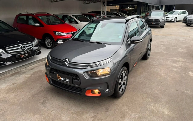 imagem-https://www.socarrao.com.br/sc-vehicle-images-prod/3469731/1787836429597-20c17bff-d218-412a-b5c0-9a97fa4ea186.jpg