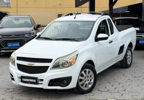 Chevrolet Montana 2014 Branco — foto 1 de 3